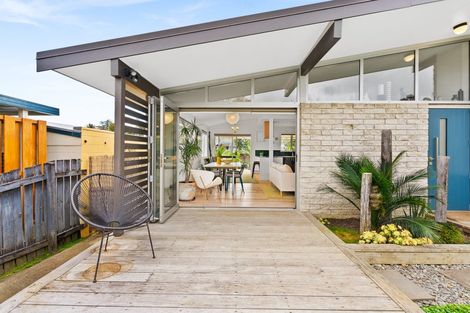 Photo of property in 27 Kohe Street, Parahaki, Whangarei, 0112