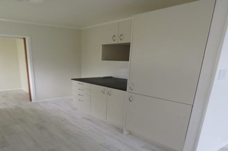 Photo of property in 2/95b Captain Scott Road, Glen Eden, Auckland, 0602