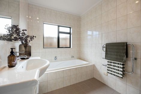 Photo of property in 9 Aspen Court, Huntington, Hamilton, 3210