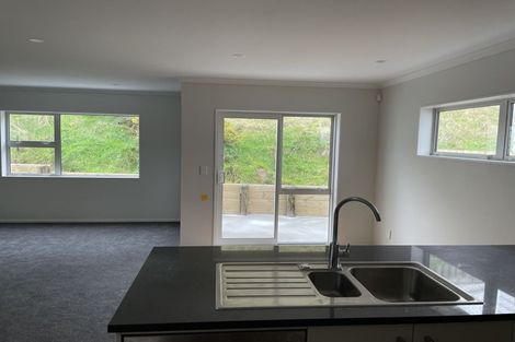 Photo of property in 23 Stockport Grove, Churton Park, Wellington, 6037