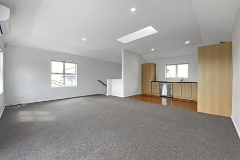 Photo of property in 25u5 Mana Street, Vogeltown, Wellington, 6021