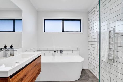 Photo of property in 20a Larlin Drive, Hawera, 4675