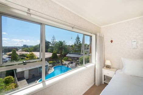 Photo of property in 2/16 Willerton Avenue, New Lynn, Auckland, 0600