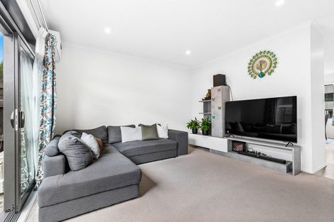 Photo of property in 13 Pukewhero Rise, Westgate, Auckland, 0614