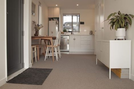 Photo of property in 24u7 Princess Terrace, Newtown, Wellington, 6021