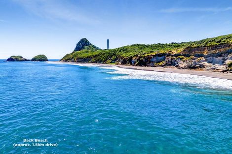 Photo of property in 16 Darwin Crescent, Spotswood, New Plymouth, 4310