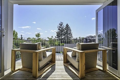 Photo of property in 3 Hikanui Drive, Havelock North, 4130
