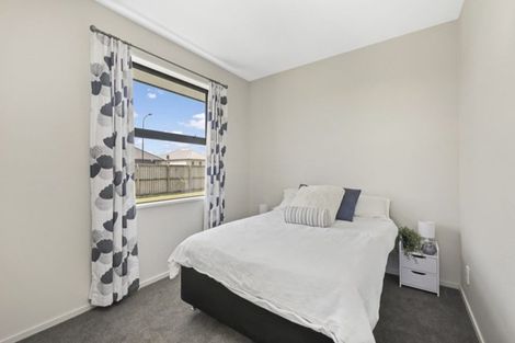 Photo of property in 32 Navy Loop, Rolleston, 7614
