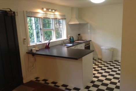 Photo of property in 2b Wilkinson Street, Oriental Bay, Wellington, 6011