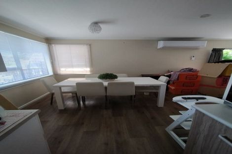 Photo of property in 42 Hassan Drive, Massey, Auckland, 0614