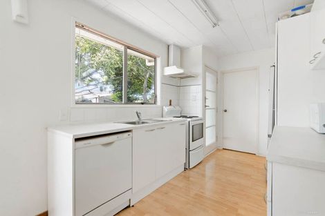 Photo of property in 1/118 Hillcrest Road, Papatoetoe, Auckland, 2025