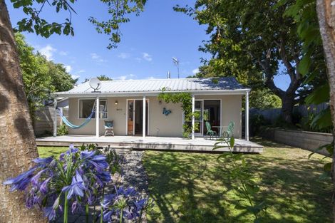 Photo of property in 29 Tui Road, Raumati Beach, Paraparaumu, 5032
