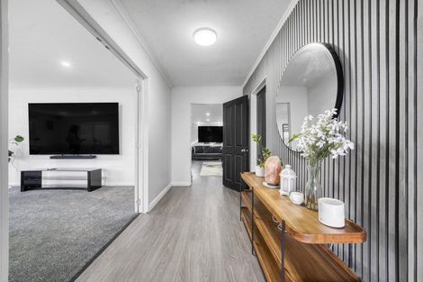 Photo of property in 20 Gairloch Place, Wattle Downs, Auckland, 2103