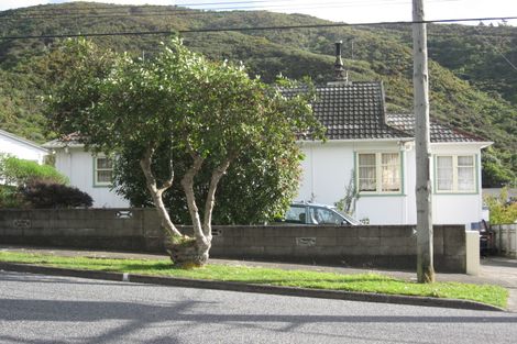 Photo of property in 48 Judd Crescent, Naenae, Lower Hutt, 5011