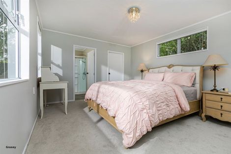 Photo of property in 27 Stanaway Street, Hillcrest, Auckland, 0627