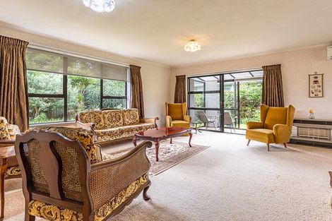 Photo of property in 2 Kanawa Street, Waikanae, 5036