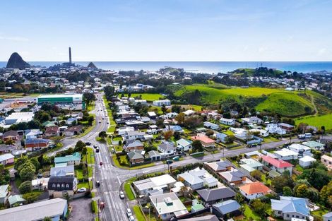 Photo of property in 237 Omata Road, Spotswood, New Plymouth, 4310