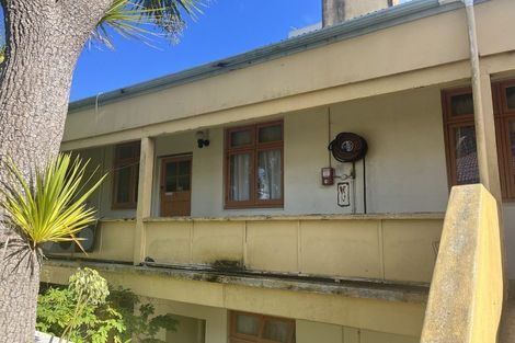 Photo of property in 6 Young Street, New Plymouth, 4310