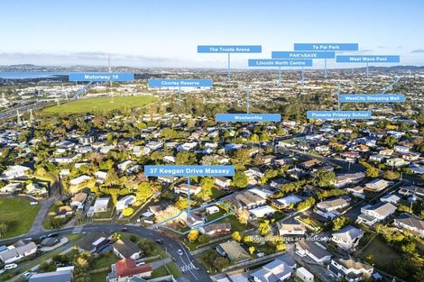 Photo of property in 37 Keegan Drive, Massey, Auckland, 0614