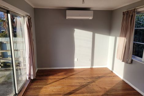 Photo of property in 33 Naenae Road, Naenae, Lower Hutt, 5011