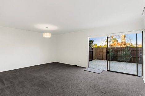 Photo of property in 3/108 East Tamaki Road, Papatoetoe, Auckland, 2025