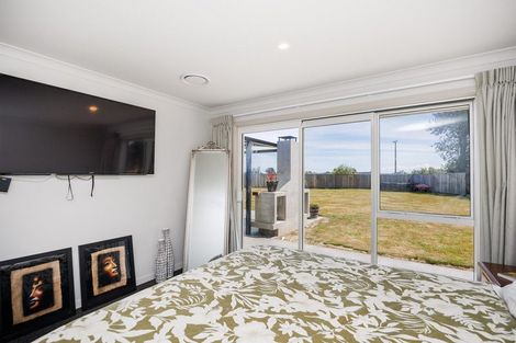 Photo of property in 985 Parewanui Road, Parewanui, Bulls, 4894