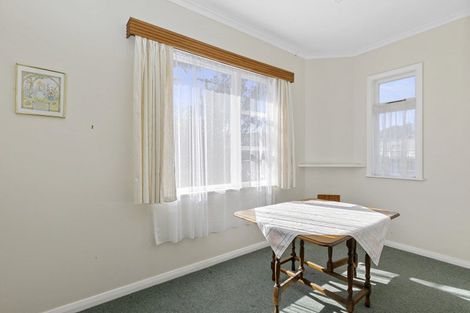 Photo of property in 194 Naenae Road, Naenae, Lower Hutt, 5011