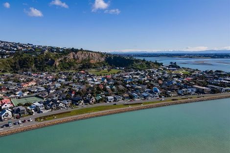 Photo of property in 7/71b Main Road, Redcliffs, Christchurch, 8081