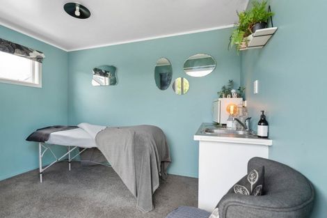 Photo of property in 25b Clifton Avenue, Carterton, 5713