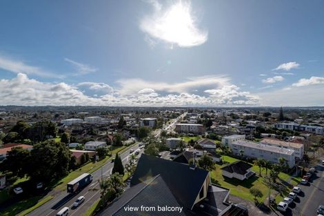 Photo of property in 1 Buscomb Avenue, Henderson, Auckland, 0610