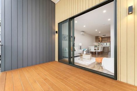 Photo of property in 7 Arura Place, Massey, Auckland, 0614