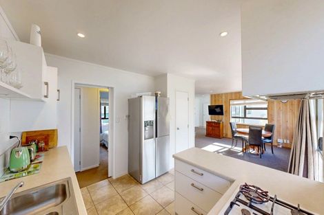 Photo of property in 216 Given Avenue, Whangamata, 3620