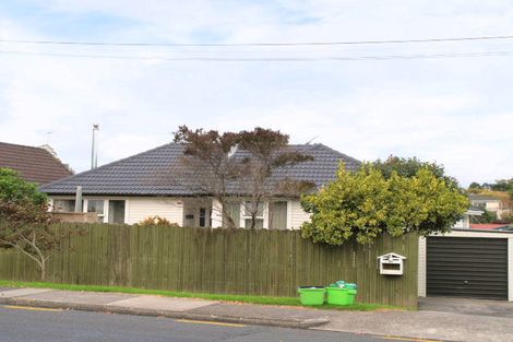 Photo of property in 1/66 Wellington Street, Howick, Auckland, 2014