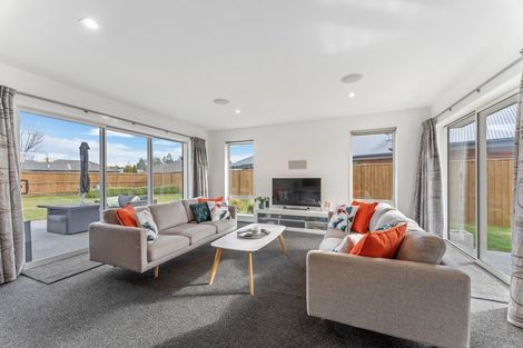 Photo of property in 25 Gilchrist Place, Kaiapoi, 7630