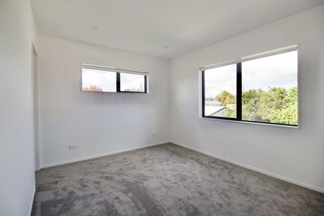 Photo of property in 111b Lancaster Road, Beach Haven, Auckland, 0626