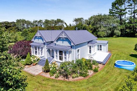 Photo of property in 115 Mangawara Road, Egmont Village, New Plymouth, 4371