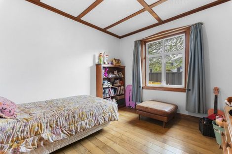 Photo of property in 5 Huatoki Street, Vogeltown, New Plymouth, 4310