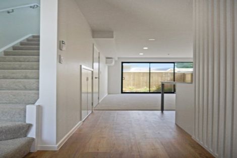 Photo of property in 6/27 Main Road, Wainuiomata, Lower Hutt, 5014