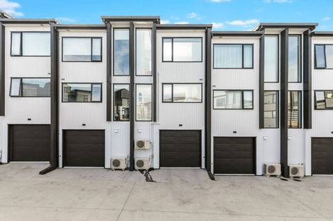 Photo of property in 10 Pottery Crescent, Hobsonville, Auckland, 0618