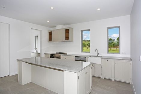 Photo of property in 5 Riverside Way, Amberley, 7410