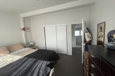 Photo of property in 133f1 Queens Drive, Lyall Bay, Wellington, 6022