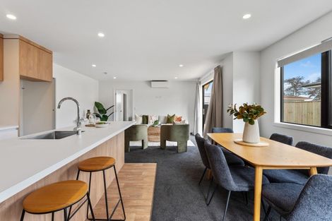 Photo of property in 40a Raglan Avenue, Cloverlea, Palmerston North, 4412