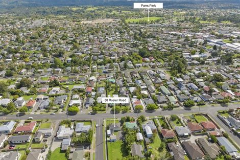 Photo of property in 38 Rosier Road, Glen Eden, Auckland, 0602