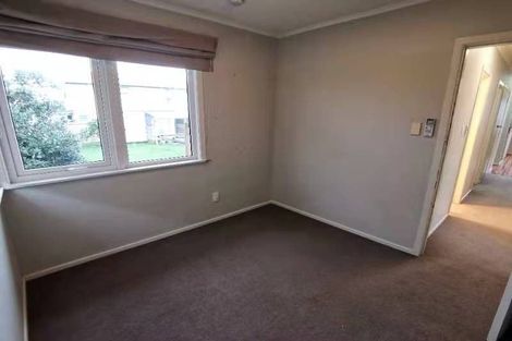 Photo of property in 112 Edgewater Drive, Pakuranga, Auckland, 2010