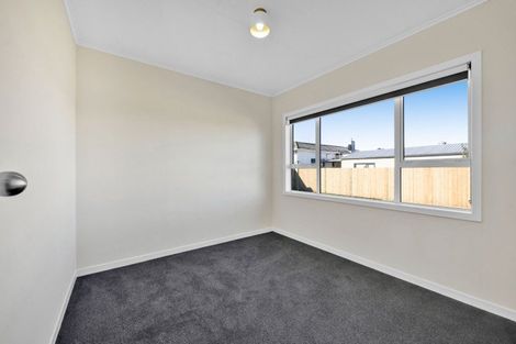 Photo of property in 23 Longfellow Road, Opunake, 4616