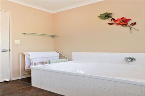 Photo of property in 23a Moorfield Road, Te Kauwhata, 3782