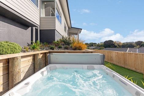 Photo of property in 61 Saint Ives Drive, Camborne, Porirua, 5026