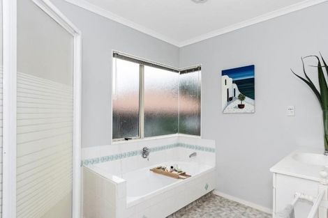 Photo of property in 71 Little John Drive, Bellevue, Tauranga, 3110
