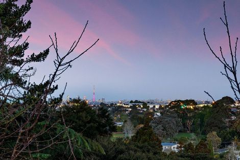 Photo of property in 61 Don Buck Road, Massey, Auckland, 0614