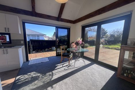 Photo of property in 15 Helena Street, Lumsden, 9730